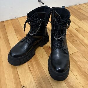 Black Combat Boots with Chain Detail